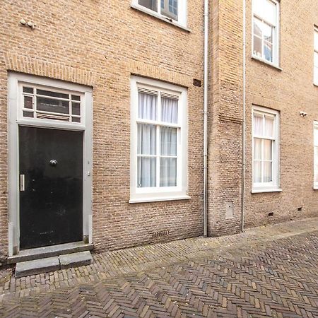 Nieuwehaven25 Bed & Breakfast Дордрехт Екстериор снимка